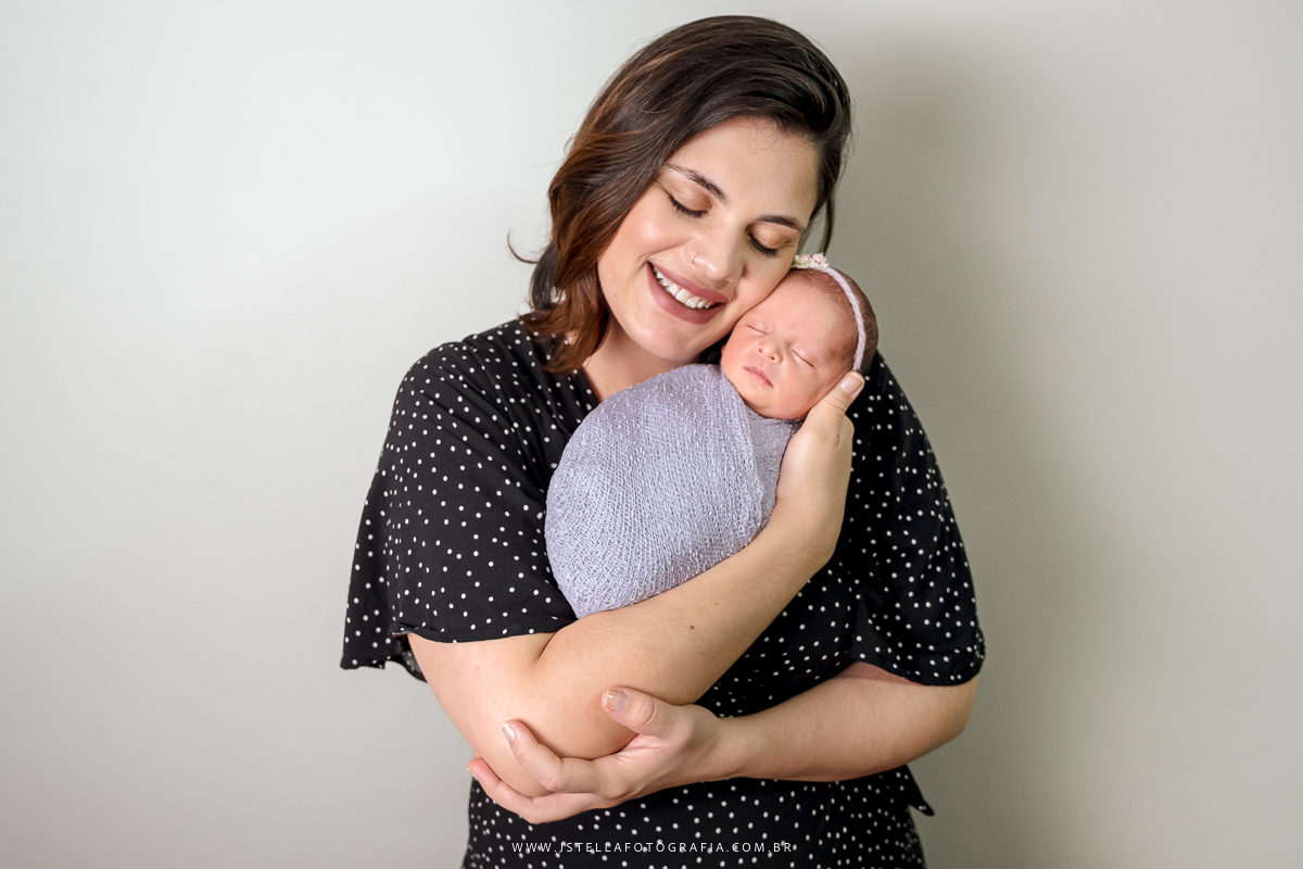 ensaio recém-nascido em casa