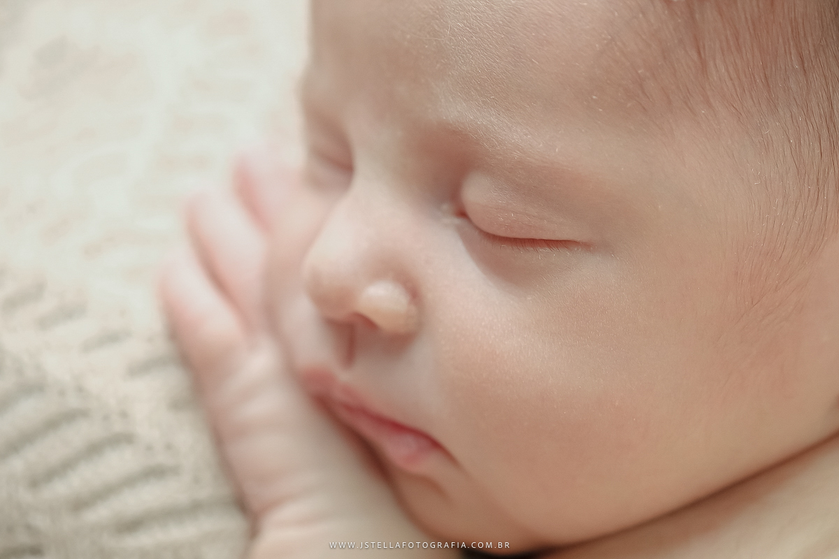 ensaio recém-nascido em casa