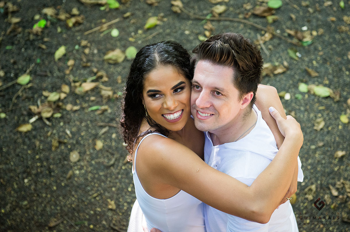 Ensaio pré-wedding ao ar livre da Natalia e Felipe