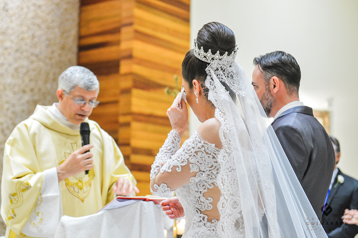 Cerimônia religiosa, lágrimas