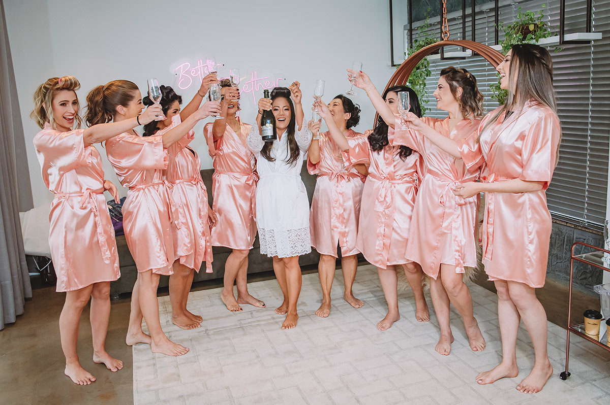 Brinde da noiva com as madrinhas