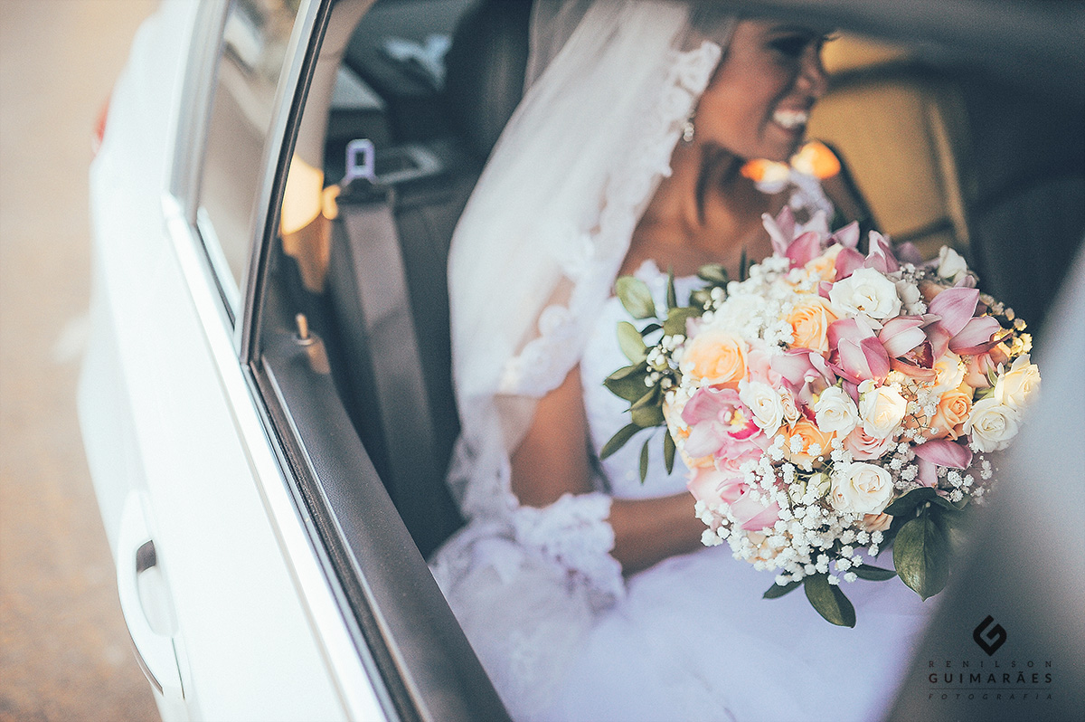 a noiva no carro