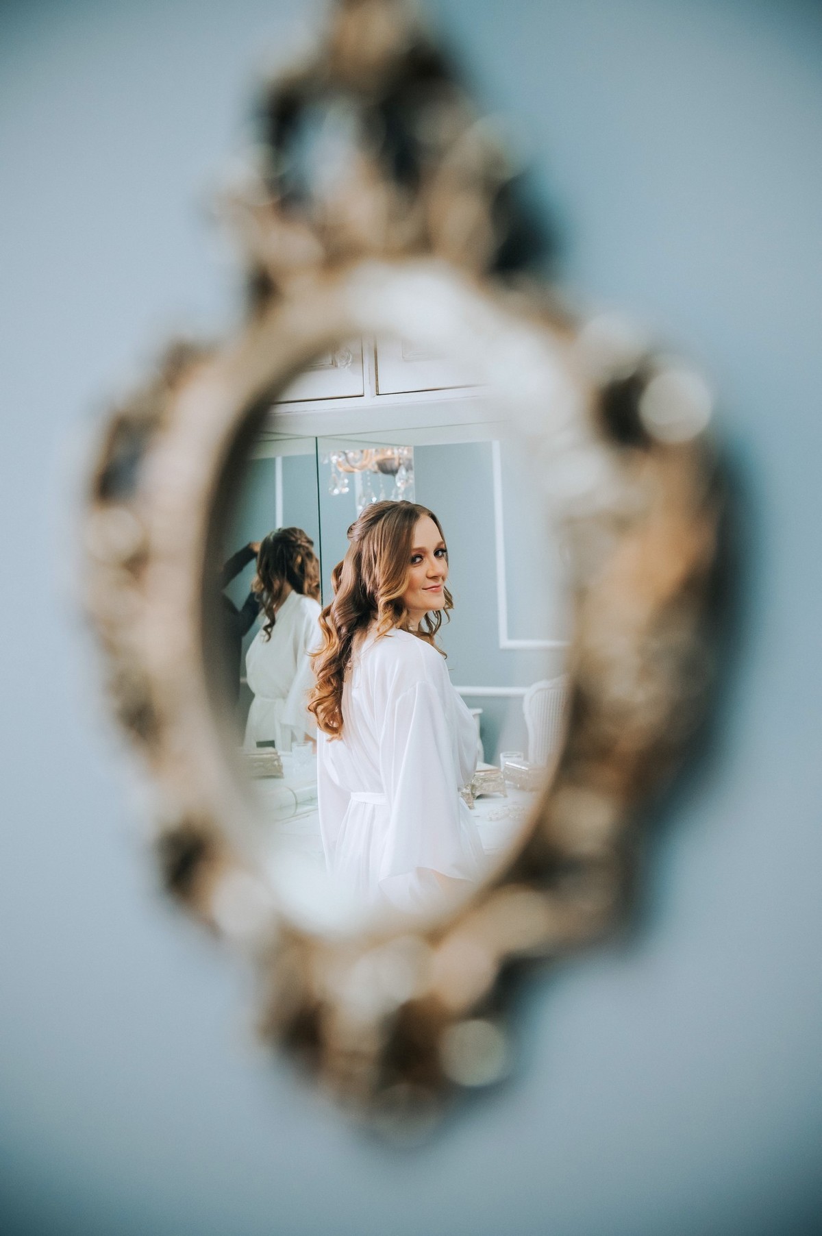 a noiva dentro do espelho