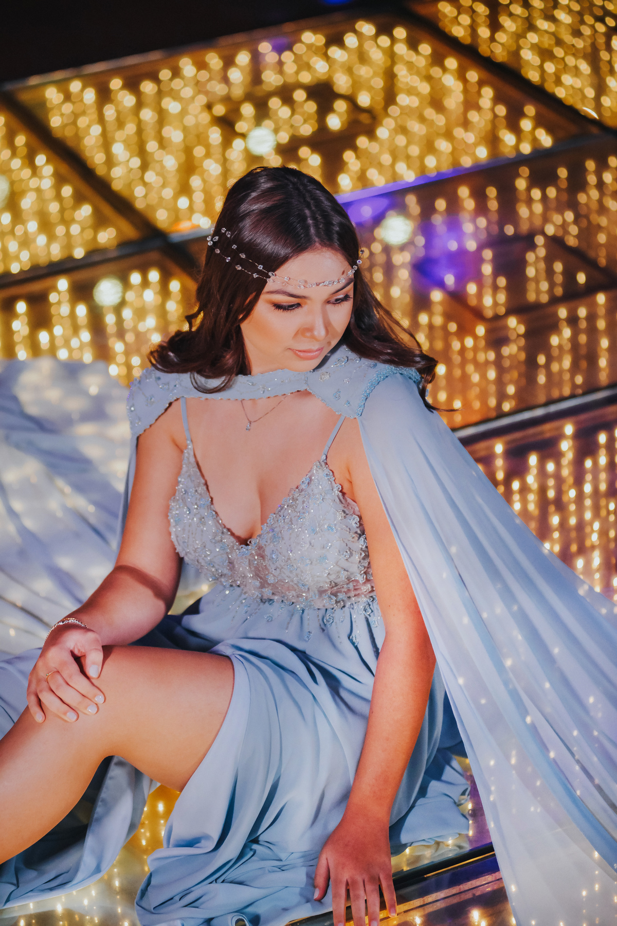 Aniversariante com vestido azul