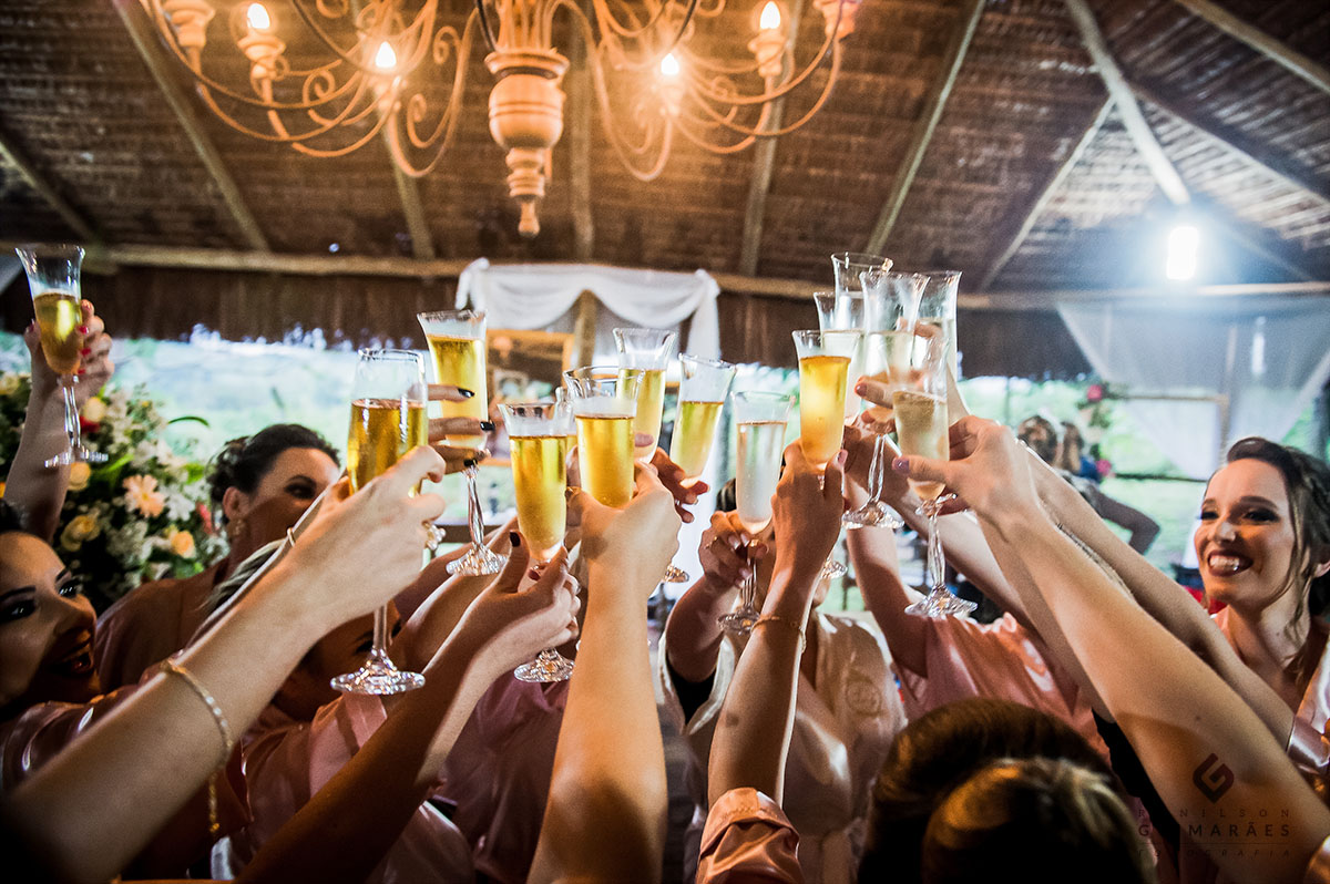 Um brinde das madrinhas