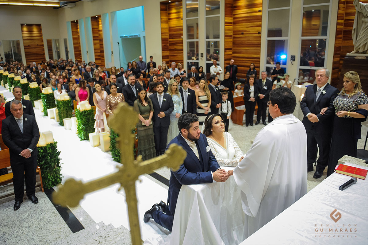 cerimônia religiosa na Mãe da Divina Providência