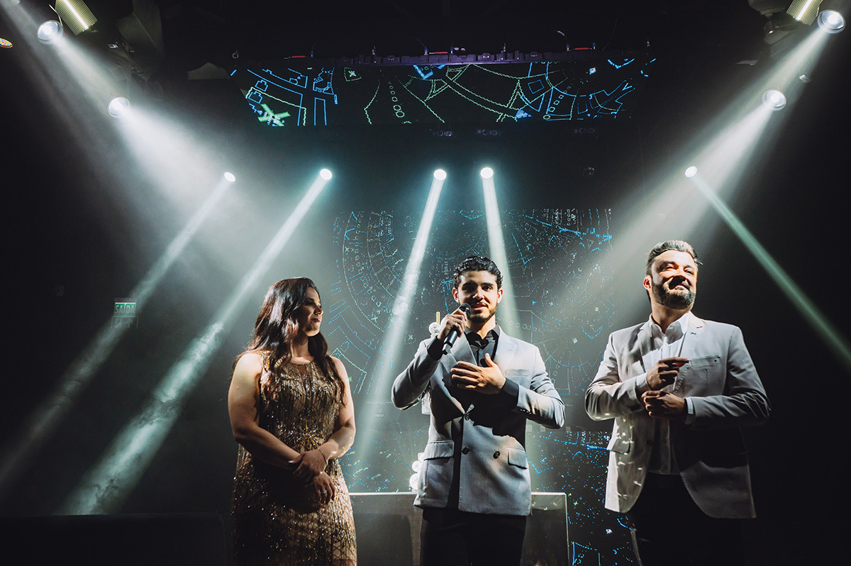 Aniversariante fazendo os agradecimentos