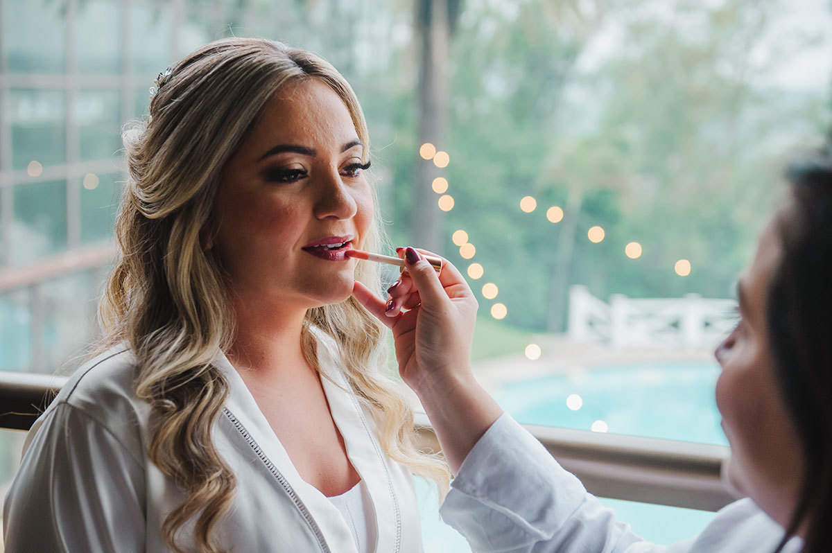 a noiva passando baton