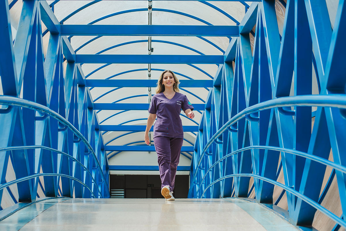 Formando andando no túnel do HU