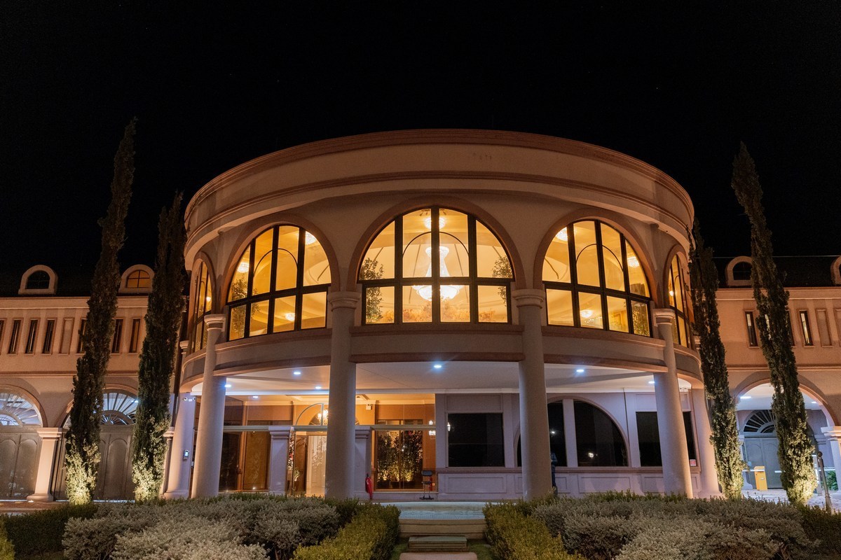 fachada The Euro Royasl Londrina