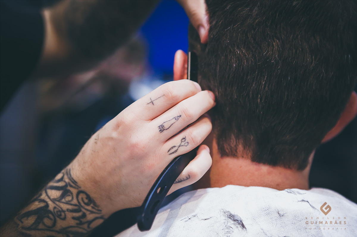 O noivo na barbearia