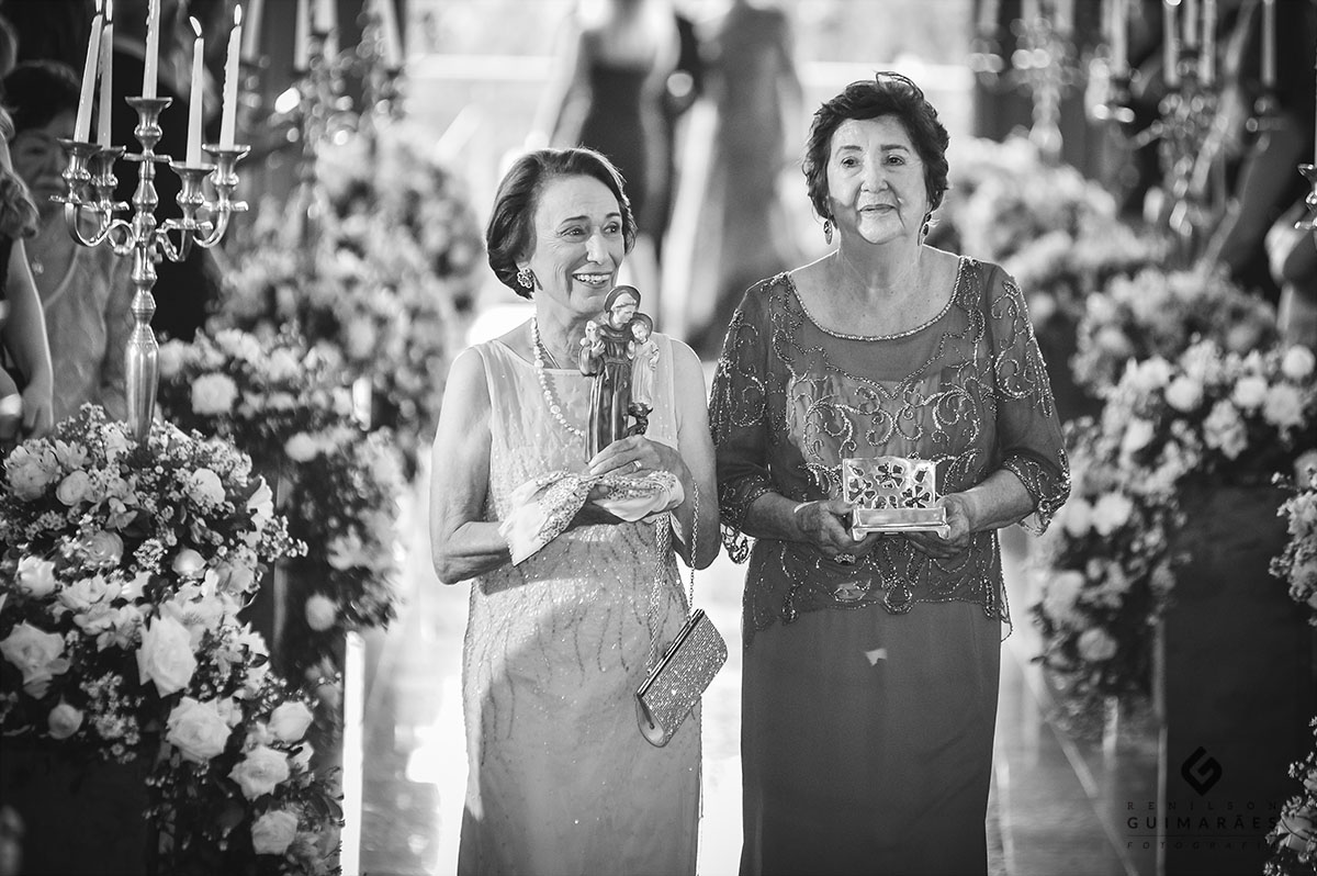 As avós entrando com a alinça