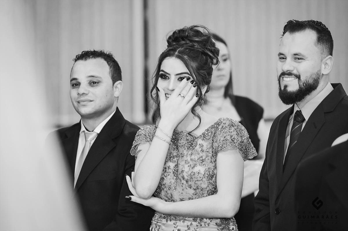 A emoção da irmã da noiva