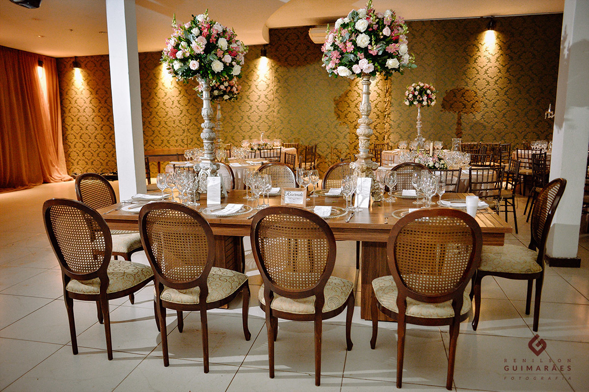 Mesa decorada da recepção