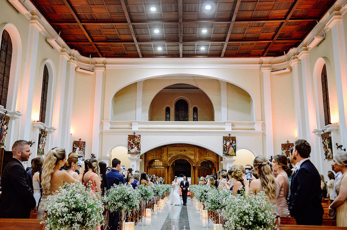 Cerimônia religiosa em Arapongas