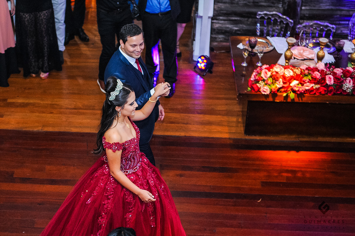 A dança com o pai de 15 anos