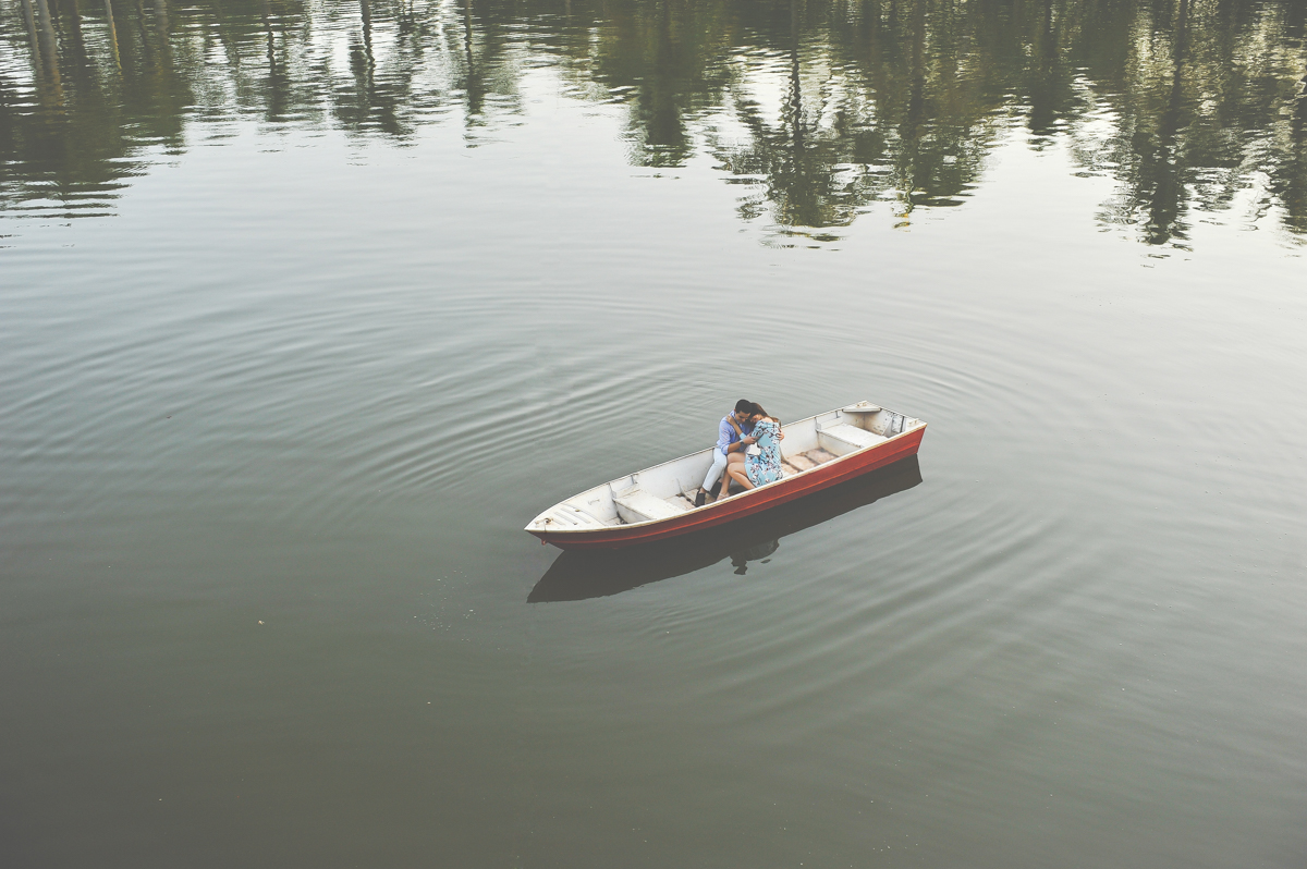 Casal apaixonado - portal do lago