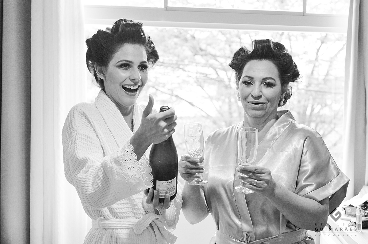 brinde com a mãe