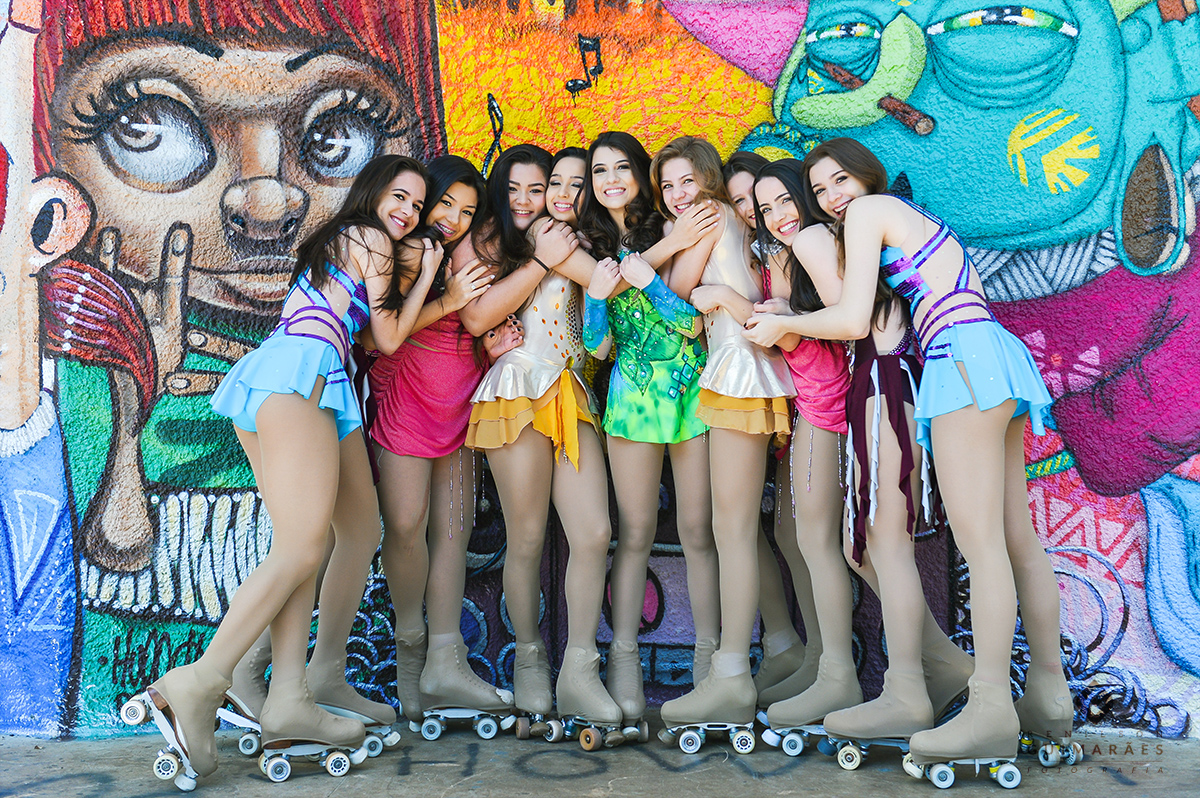 Foto juntinha com as amigas de 15 anos