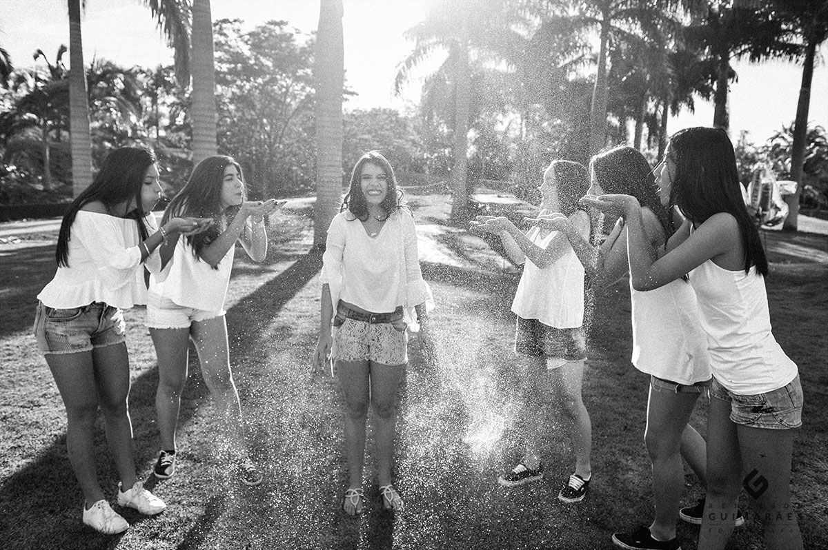 Ensaio 15 anos Julia - amigas- diversão