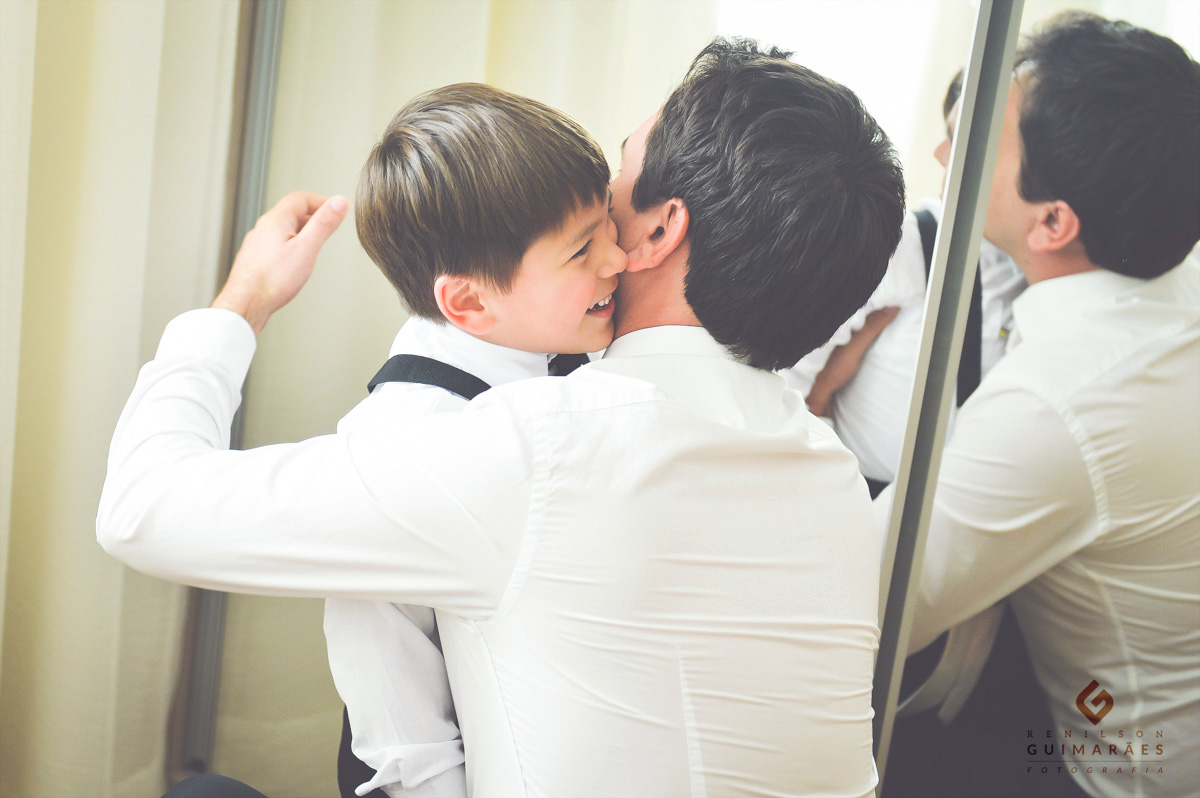 Casamento Karyn e Elvis - pai e filho antes do casamento