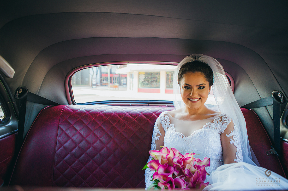 Noiva no carro