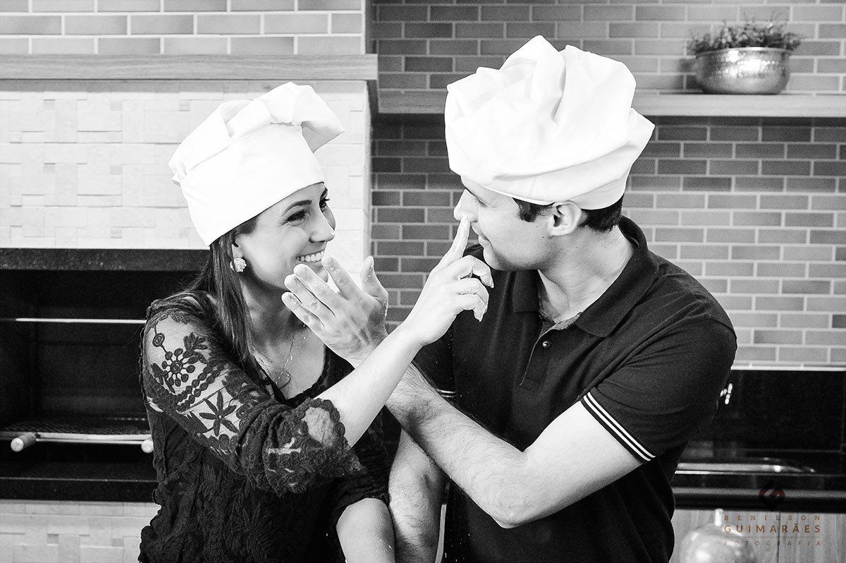Noivos na cozinha - gastronomia - gourmet