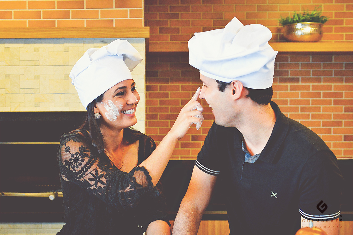 Noivos na cozinha - gastronomia - gourmet