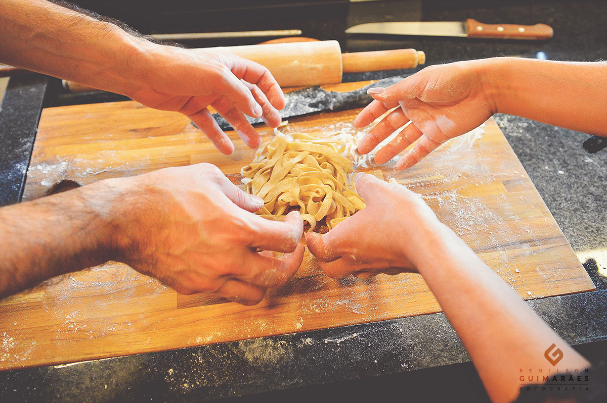 Noivos na cozinha - gastronomia - gourmet