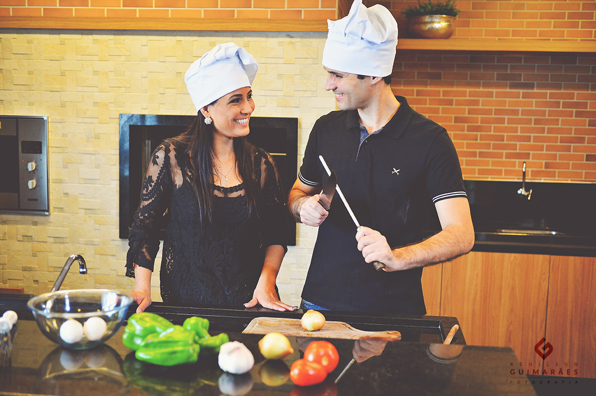 Noivos na cozinha - gastronomia - gourmet