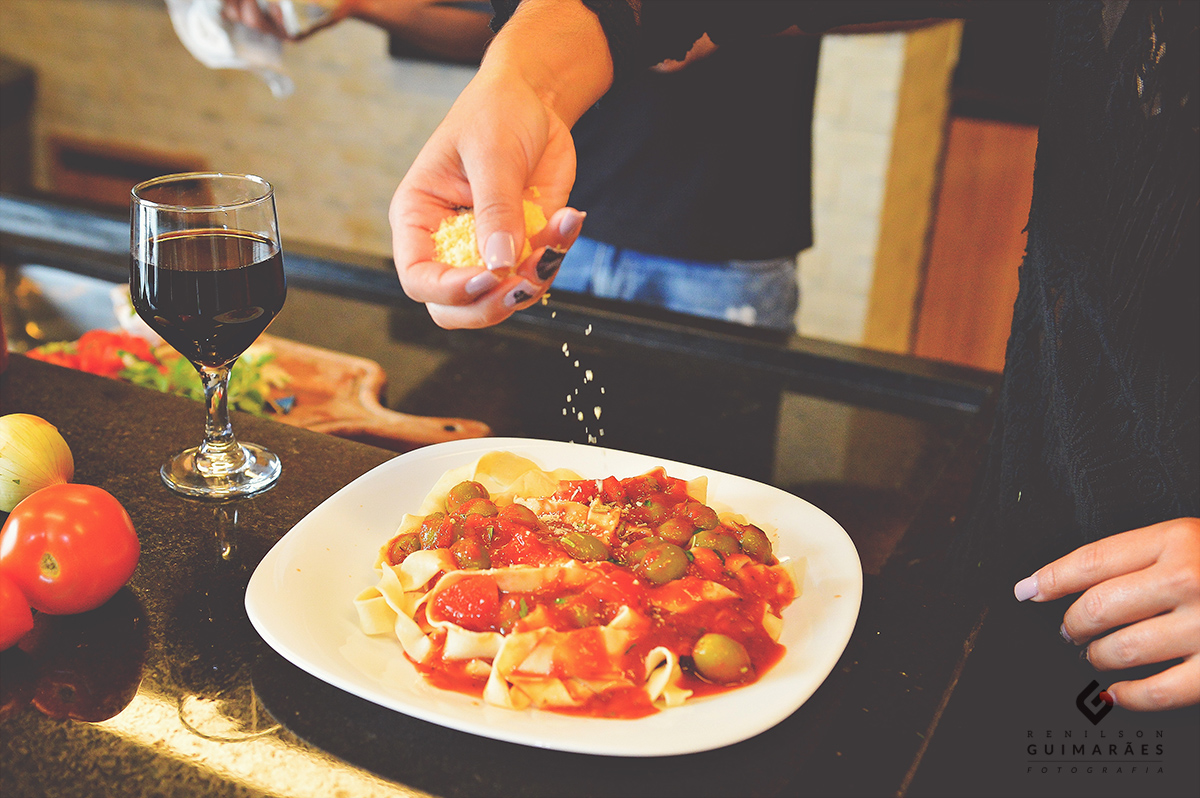 Noivos na cozinha - gastronomia - gourmet