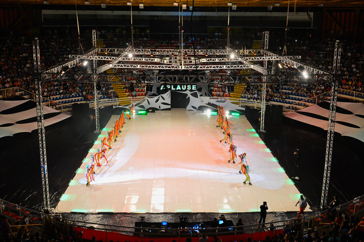 Show Aplause 2016 - Desenho animado - Patinação Artísitca