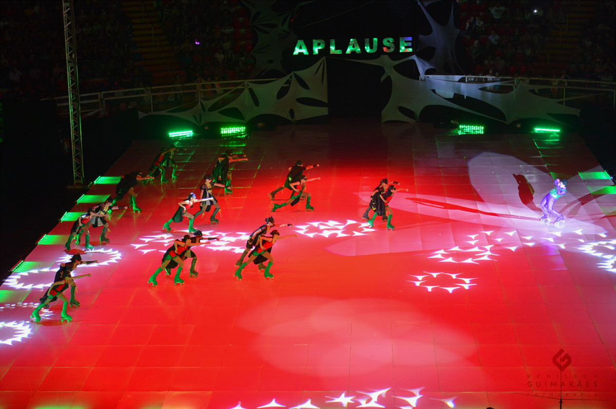 Show Aplause 2016 - Desenho animado - Patinação Artísitca