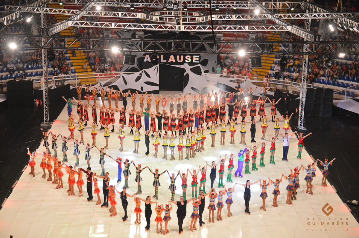 Show Aplause 2016 - Desenho animado - Patinação Artísitca