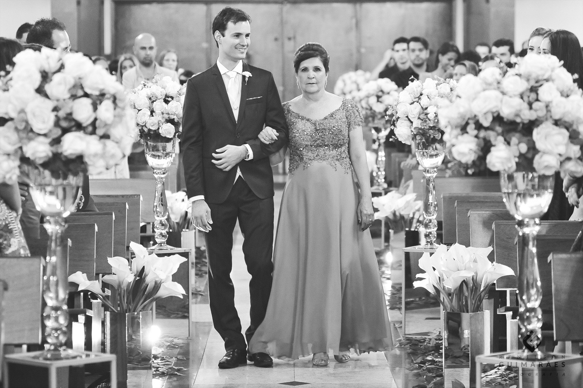 Casamento Jaqueline e Rafael - noiva e sua mãe