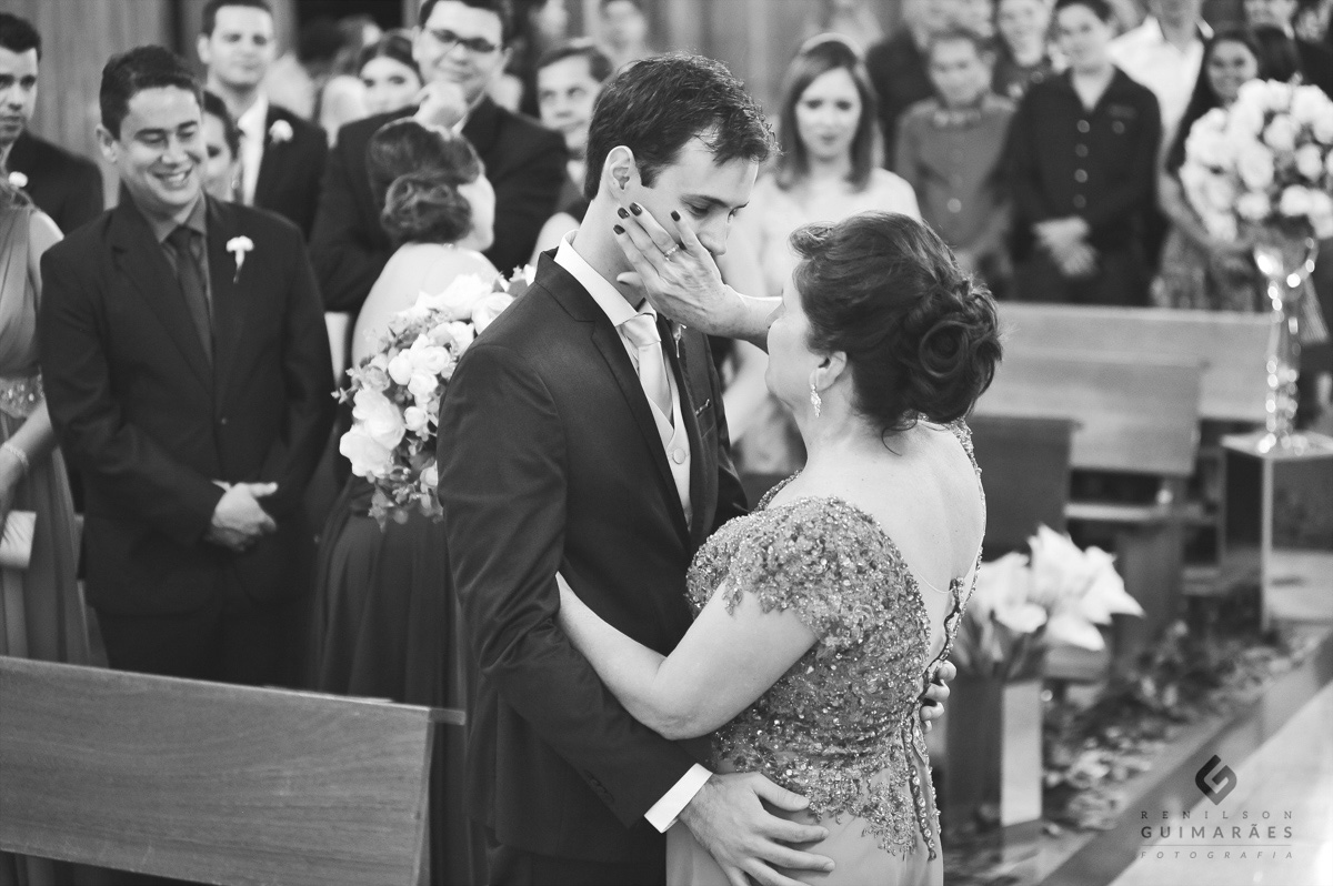 Casamento Jaqueline e Rafael - noiva e sua mãe