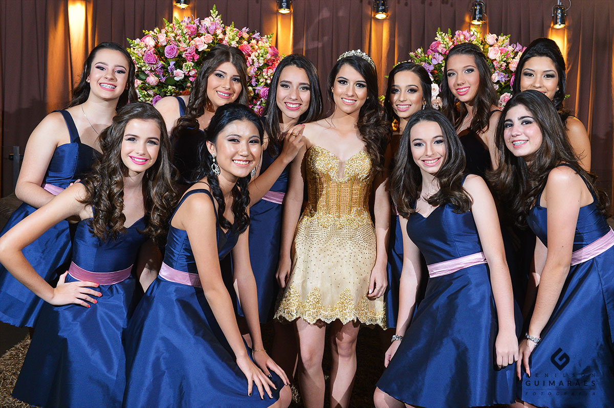 15 anos Julia - amigas