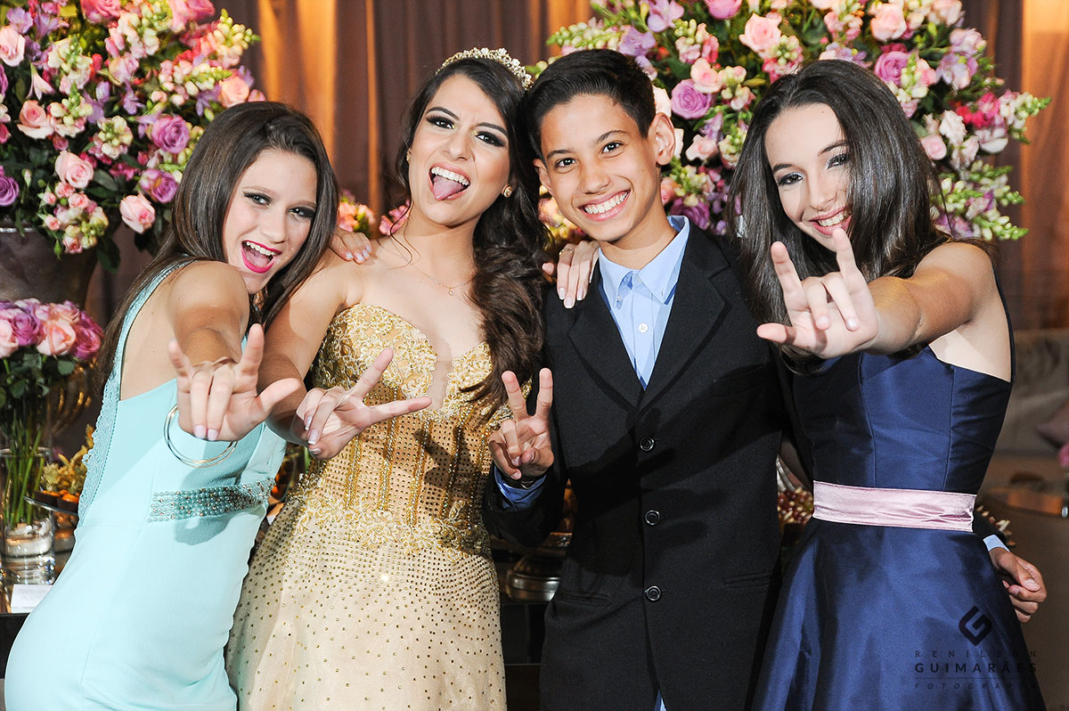 15 anos Julia - amigos