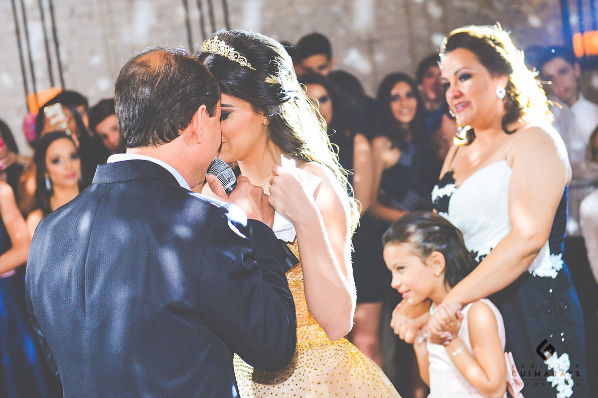 15 anos Julia - homenagem do pai