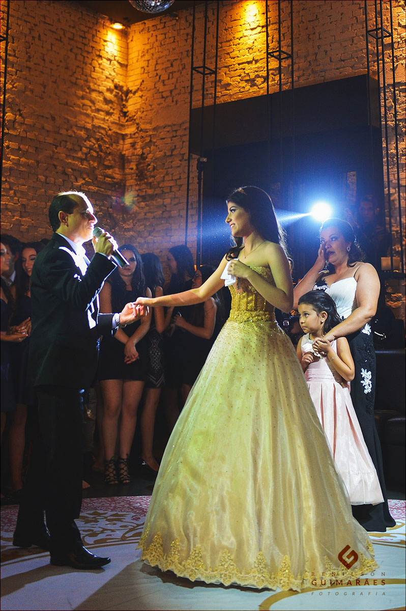 15 anos Julia - homenagem do pai