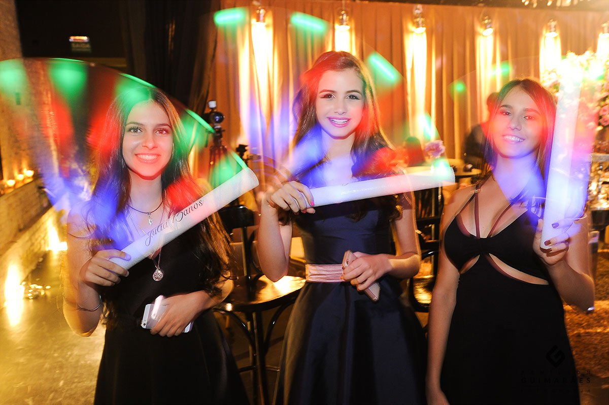 15 anos Julia - festa e luzes
