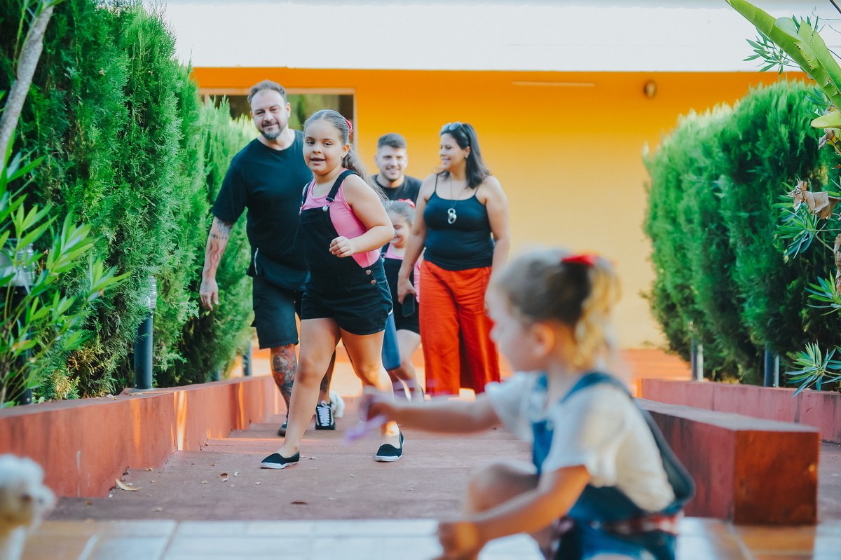 Convidados chegando na festa de 3 anos da Clara