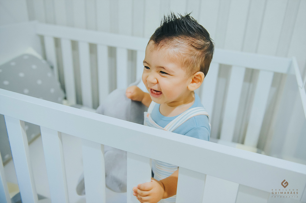 O Pedro no seu bercinho