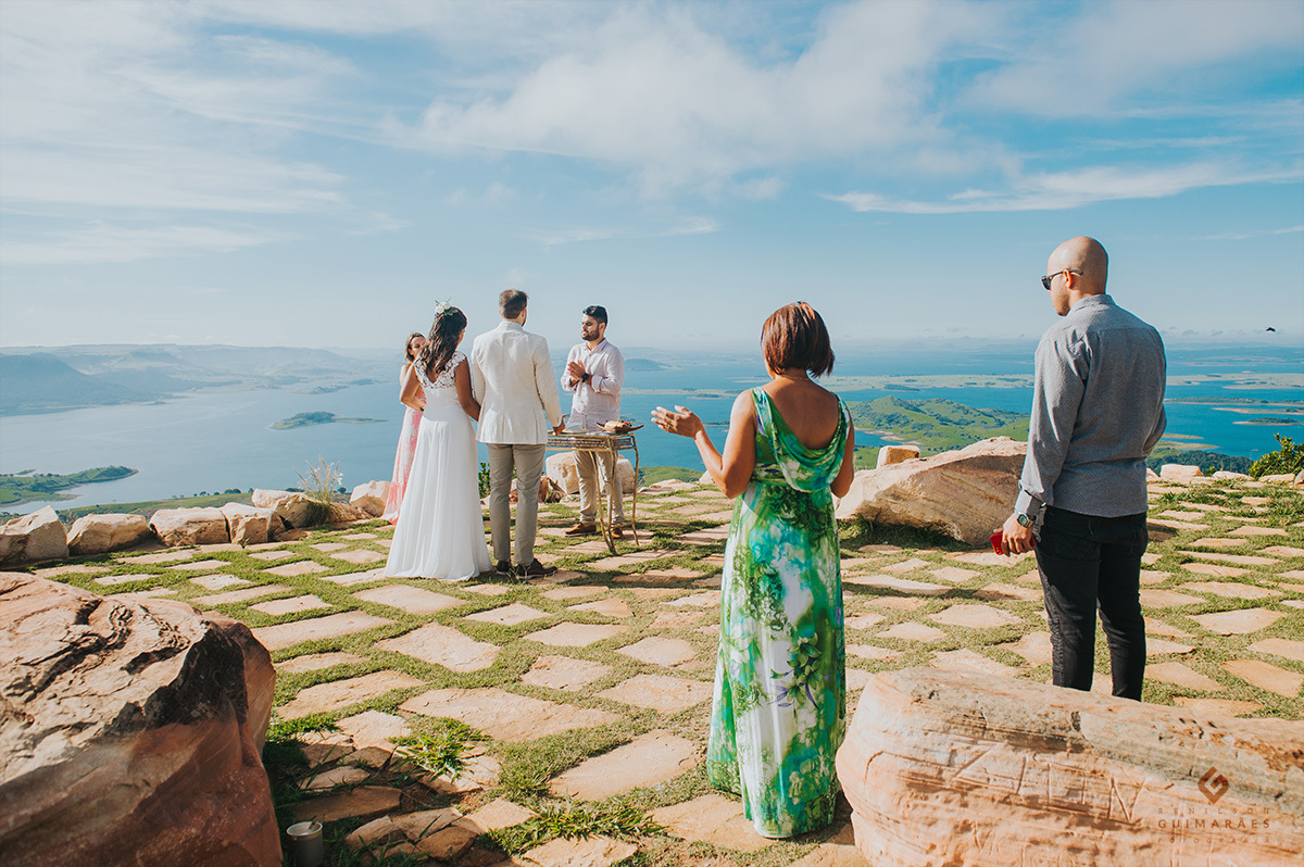 Cerimônia no morro