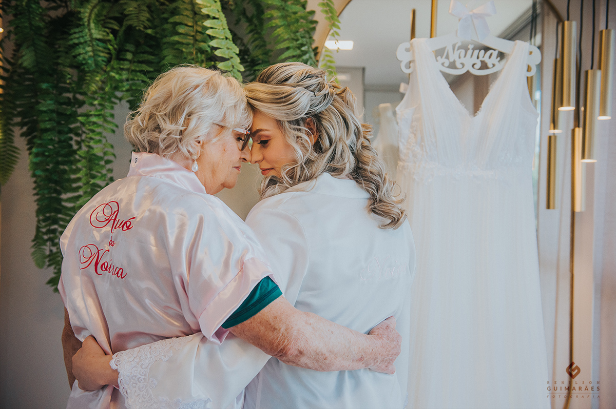 A noiva com a avó no seu making of