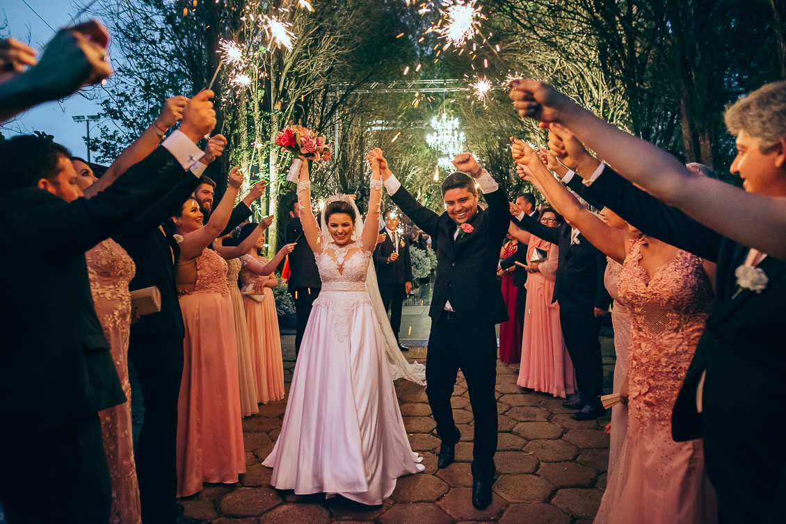 sparkles casamento, Fotógrafo foz, fotógrafo casamento, casamento Foz do Iguaçu, casamento, Villa Fiori, entrada noiva, cerimonia de casamento