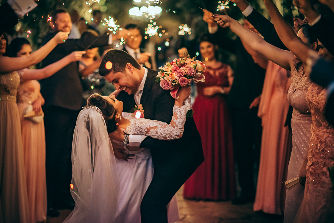 sparkles casamento, Fotógrafo foz, fotógrafo casamento, casamento Foz do Iguaçu, casamento, Villa Fiori, entrada noiva, cerimonia de casamento