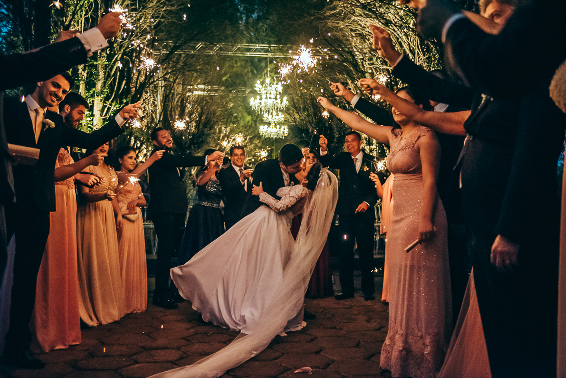 sparkles casamento, Fotógrafo foz, fotógrafo casamento, casamento Foz do Iguaçu, casamento, Villa Fiori, entrada noiva, cerimonia de casamento