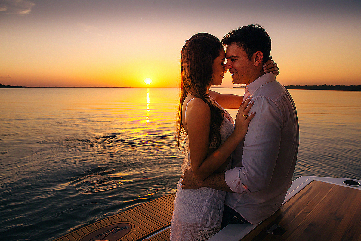 ensaio casal, ensaio fotografico casal, fotos casal, ensaio casal ao por do sol