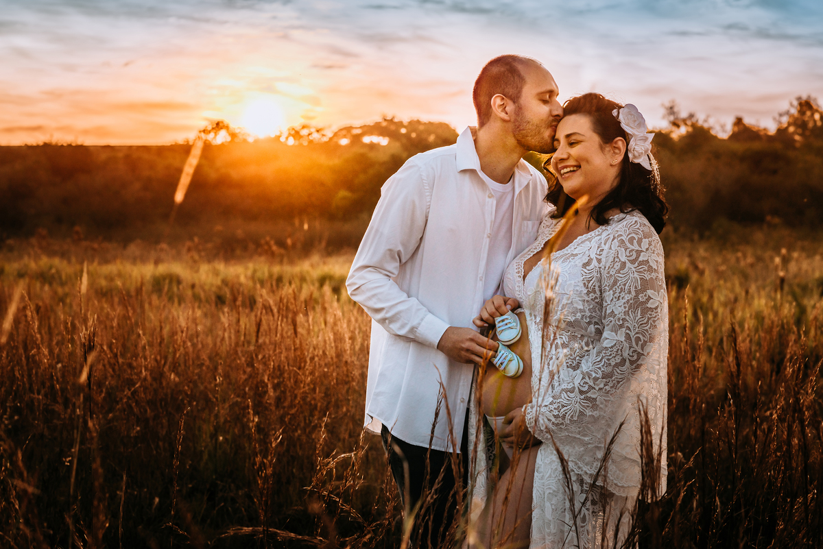 fotos gestante, ensaio gestante, externo, ensaio gestante Foz do Iguaçu, grávida
gestante, foto de gestante, foto bebe, casal, foto casal, fotografia, foto, book,
ensaio gestante ao por do sol